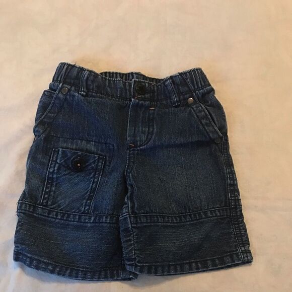 🌼🌼Genuine kids from Oshkosh toddler shorts🌼🌼 - Picture 1 of 4